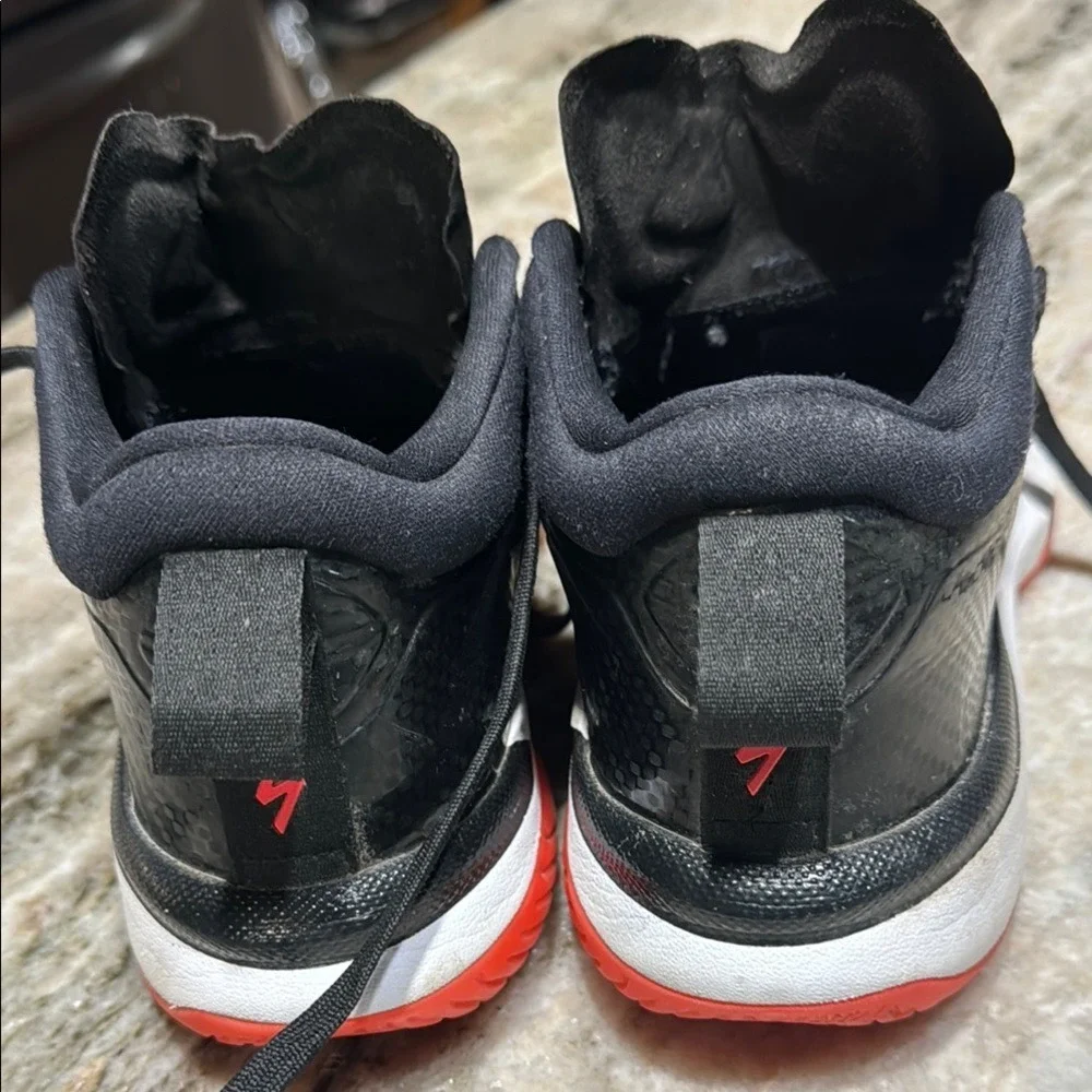 Jordan Zion 1 Bred Black Bright‎ Crimson Basketball Shoes DA3131-006 Mens 7Y